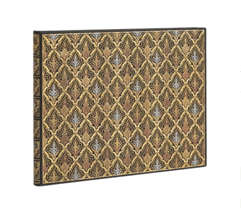 Voltaire´s Book Of Fate guest book - linjert